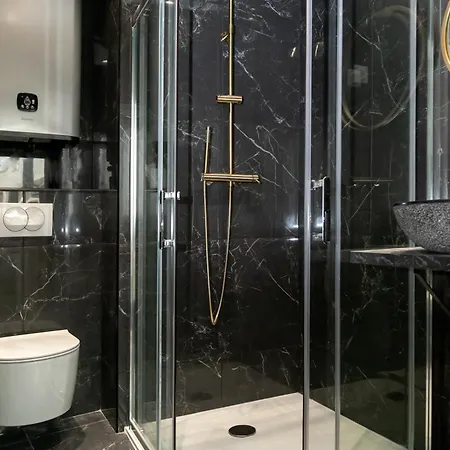 Apartament Nets - Buttes Chaumont Paryż