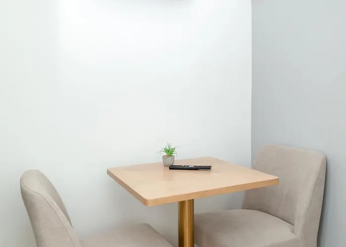 Nets - Buttes Chaumont * Parijs