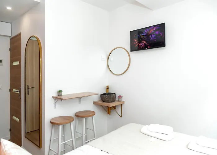 Nets - Buttes Chaumont * Parijs