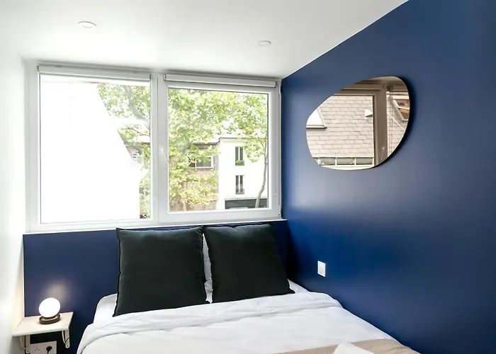 Nets - Buttes Chaumont * Parijs